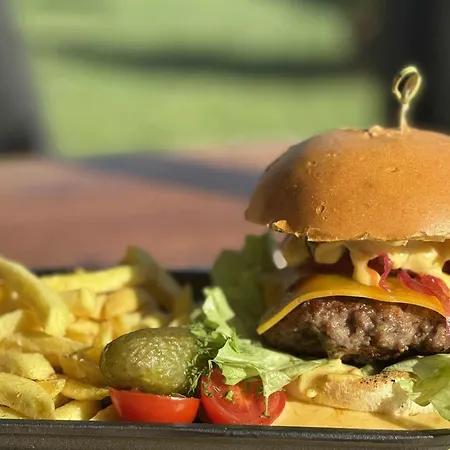 Motel комплекс Grill And Chill *